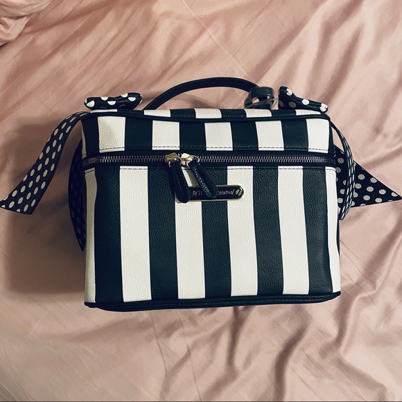 Betsey Johnson Handbags - New Betsey Johnson Black White Contrast Print Makeup Case